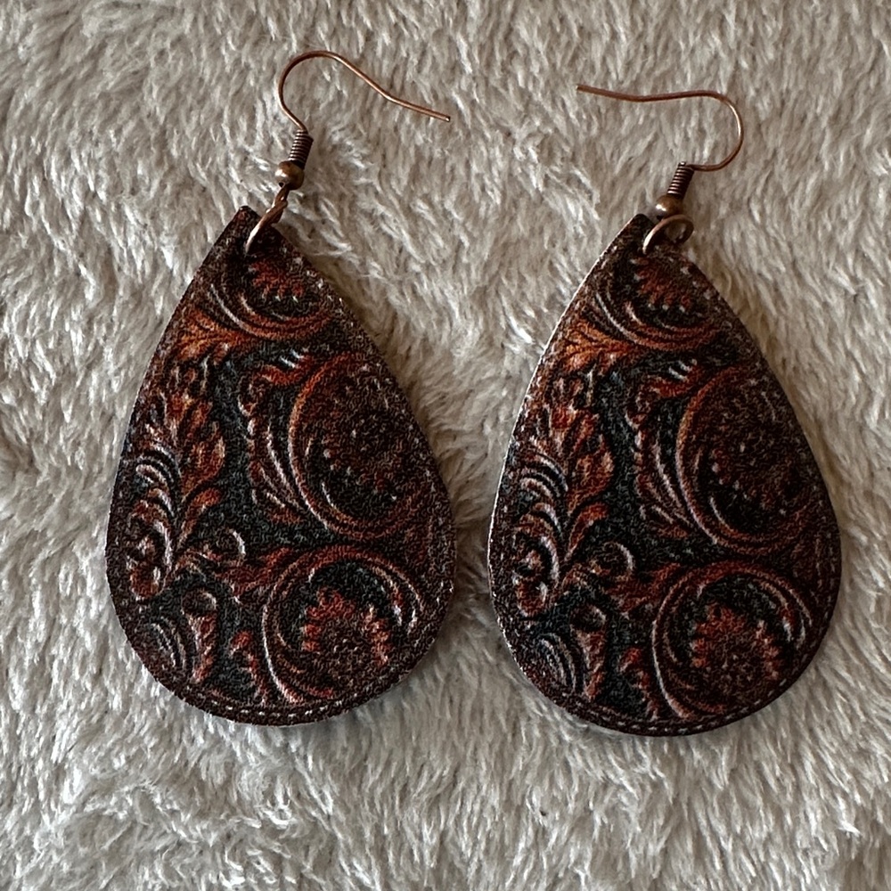 Elegant Brown leather (faux) Teardrop Earrings